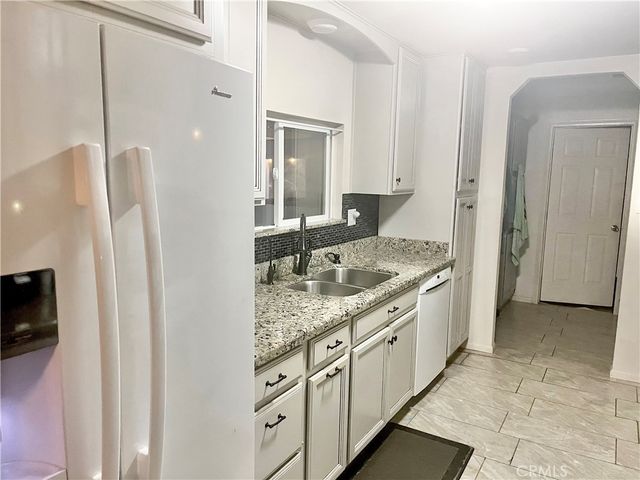 30865 Allen Avenue, Homeland, CA 92548