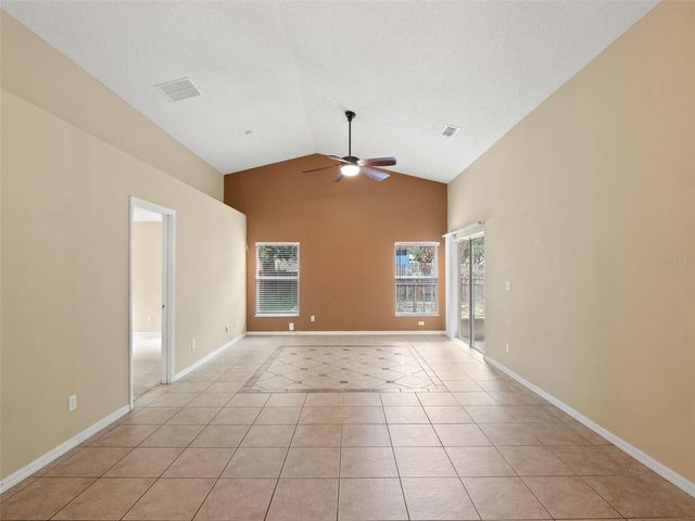 2318 BARONS COURT, Tavares, FL 32778