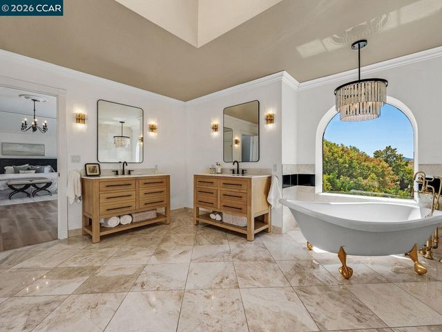 3911 Deer Trail Ln, Danville, CA 94506