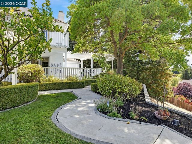 3911 Deer Trail Ln, Danville, CA 94506