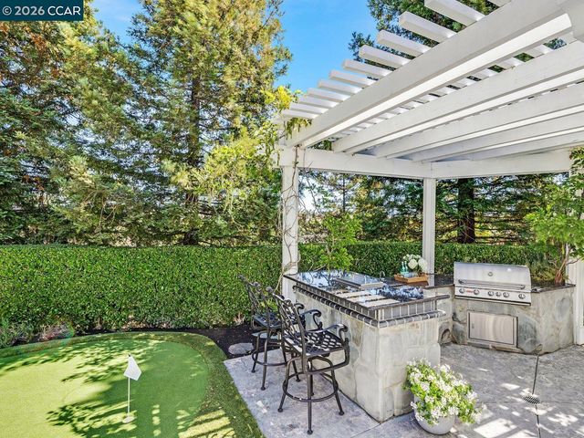 3911 Deer Trail Ln, Danville, CA 94506