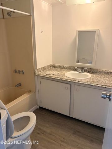 2152 GLEN GARDNER Drive, Jacksonville, FL 32246