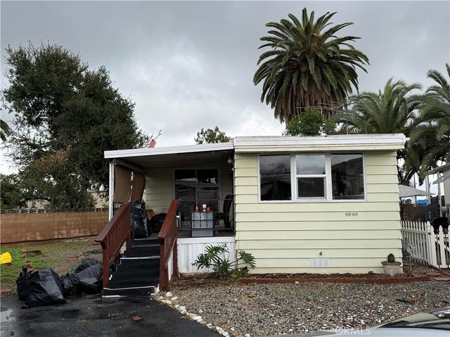 301 E Foothill 6, Pomona, CA 91767