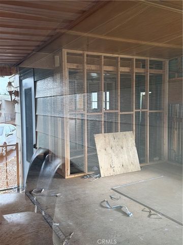 301 E Foothill 6, Pomona, CA 91767