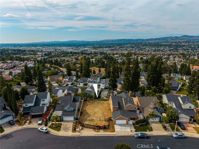 530 Golden Sky, Anaheim, CA 92807