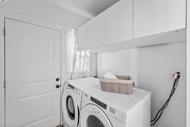 9937 Dante Ave, Oakland, CA 94603