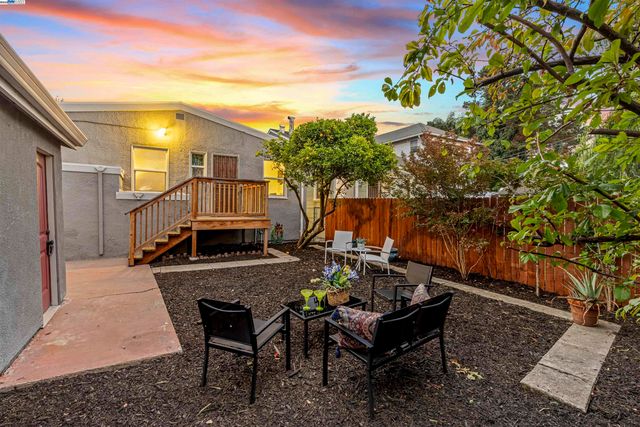 9937 Dante Ave, Oakland, CA 94603