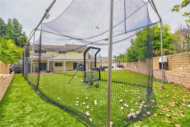 13215 Ocaso Avenue, La Mirada, CA 90638