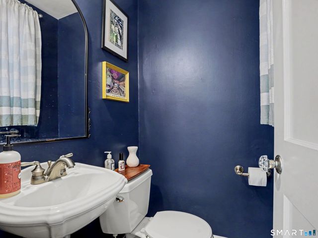 107 Knapp Street, Stamford, CT 06907