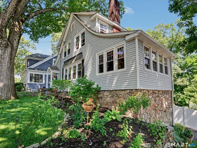 107 Knapp Street, Stamford, CT 06907