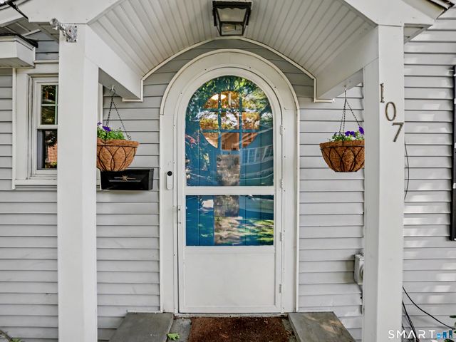107 Knapp Street, Stamford, CT 06907