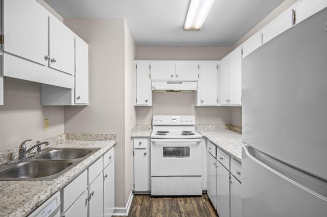 4796 Champion Way D, North Charleston, SC 29418