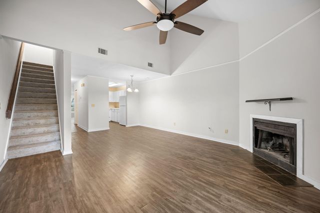 4796 Champion Way D, North Charleston, SC 29418