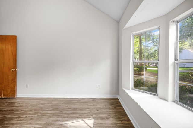 4796 Champion Way D, North Charleston, SC 29418