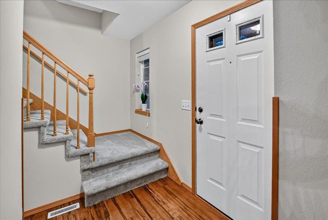 1210 Twinleaf Lane, Madison, WI 53719