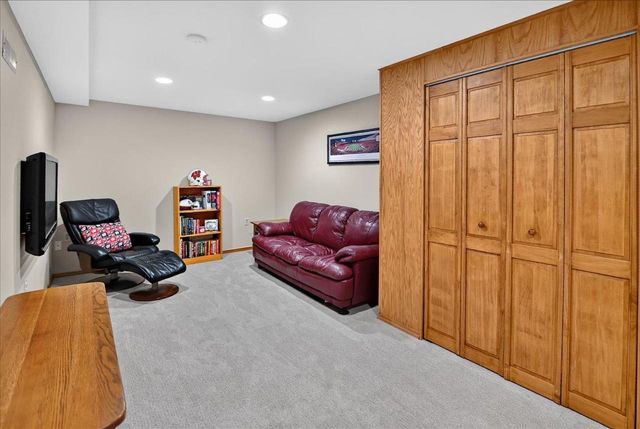 1210 Twinleaf Lane, Madison, WI 53719