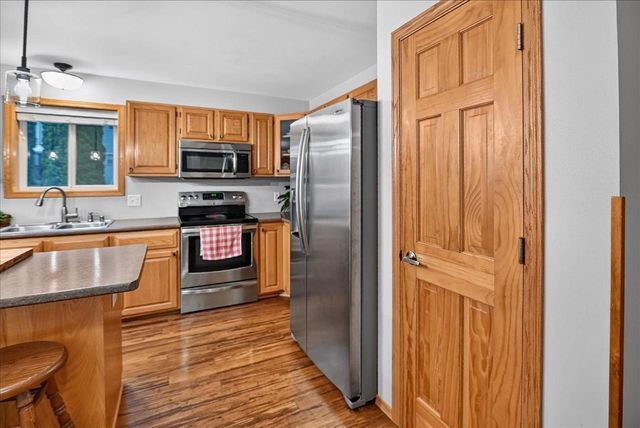 1210 Twinleaf Lane, Madison, WI 53719