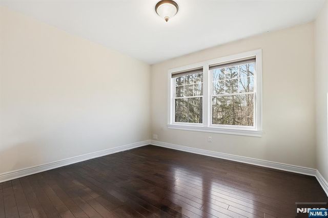 252 4th Avenue, Westwood, NJ 07675
