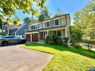 252 4th Avenue, Westwood, NJ 07675