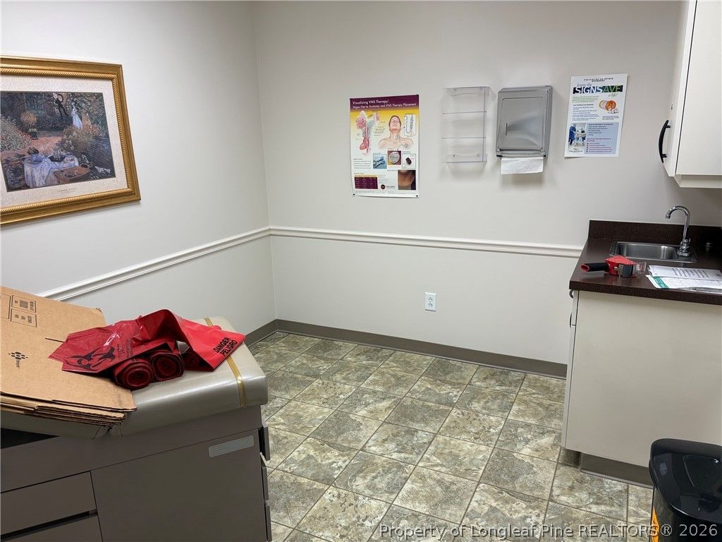 2153 Valleygate Drive 101, Fayetteville, NC 28304 — photo 19