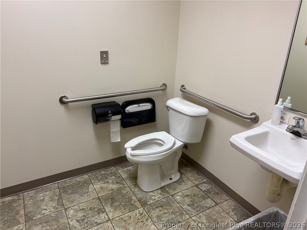 2153 Valleygate Drive 101, Fayetteville, NC 28304 — photo 23