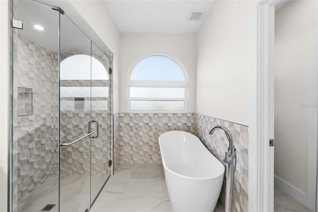 1801 LAURENCE COURT, Clearwater, FL 33764