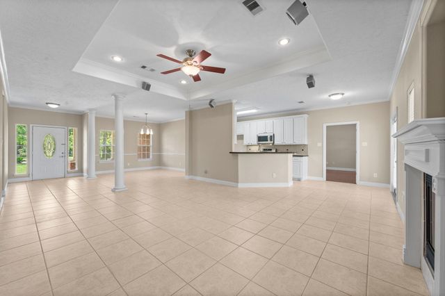 13003 Point Aquarius Boulevard, Willis, TX 77318