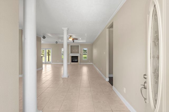 13003 Point Aquarius Boulevard, Willis, TX 77318