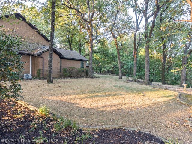 3535 Royal Scots Way, Fort Smith, AR 72908