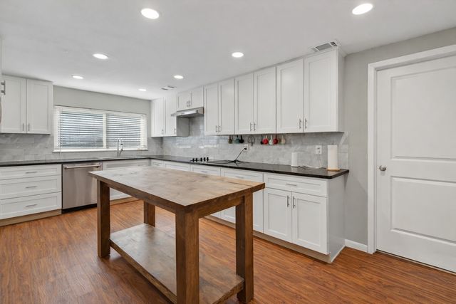 1617 Baltimore Drive, Richardson, TX 75081