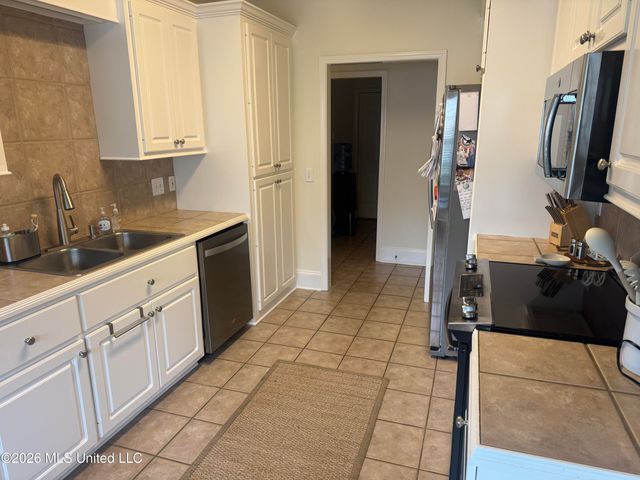 128 Seville Way, Madison, MS 39110