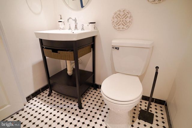 713 S LINWOOD AVE, Baltimore, MD 21224