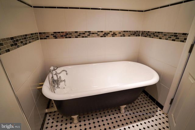 713 S LINWOOD AVE, Baltimore, MD 21224