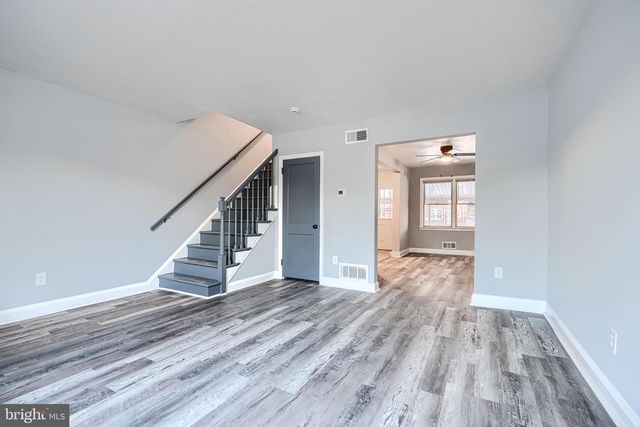 2123 GRAYTHORN RD, Middle River, MD 21220