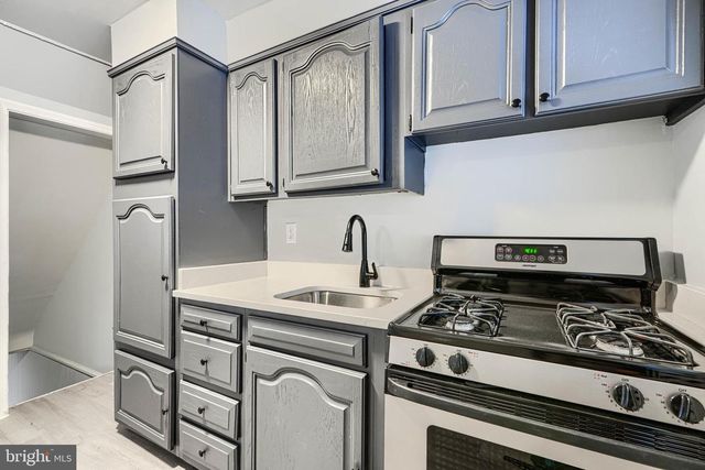 2123 GRAYTHORN RD, Middle River, MD 21220