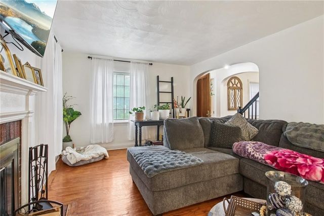 38 Kiniry Drive, Irondequoit, NY 14609