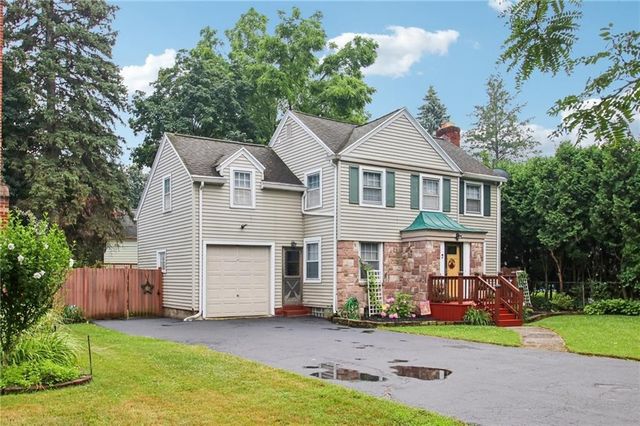 38 Kiniry Drive, Irondequoit, NY 14609