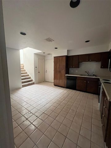 1558 Prairie Grove Drive, Houston, TX 77077