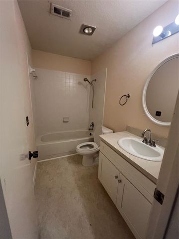 1558 Prairie Grove Drive, Houston, TX 77077