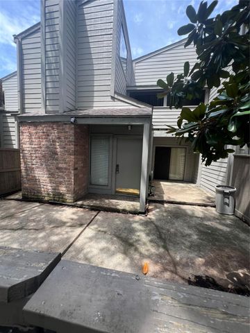 1558 Prairie Grove Drive, Houston, TX 77077