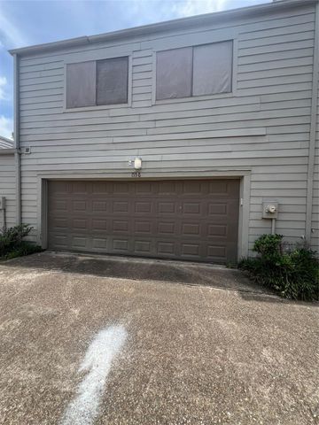 1558 Prairie Grove Drive, Houston, TX 77077