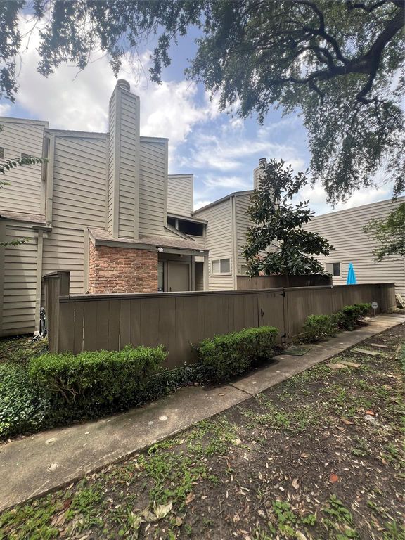 1558 Prairie Grove Drive, Houston, TX 77077