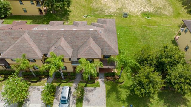 206 BERGAMO DRIVE, Davenport, FL 33897