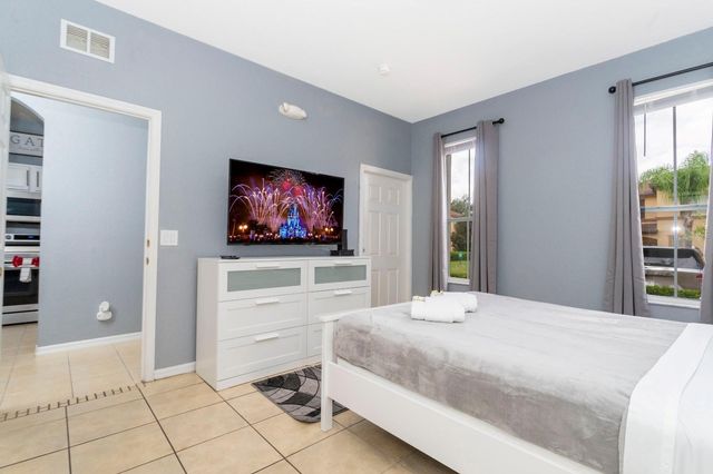 206 BERGAMO DRIVE, Davenport, FL 33897