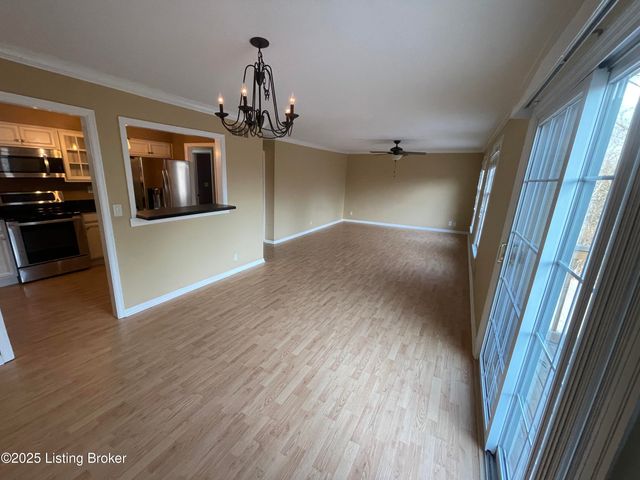 6518 Montero Dr APT 3, Prospect, KY 40059