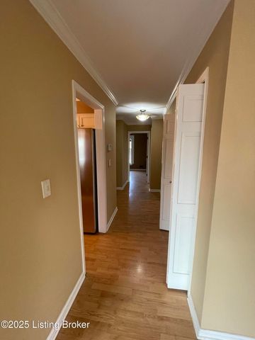 6518 Montero Dr APT 3, Prospect, KY 40059