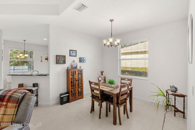 571 Gardendale Circle SE, Palm Bay, FL 32909