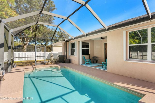 571 Gardendale Circle SE, Palm Bay, FL 32909