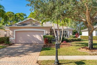 571 Gardendale Circle SE, Palm Bay, FL 32909