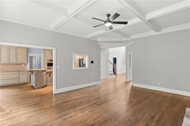 302 Beech Tree Hollow, Sugar Hill, GA 30518